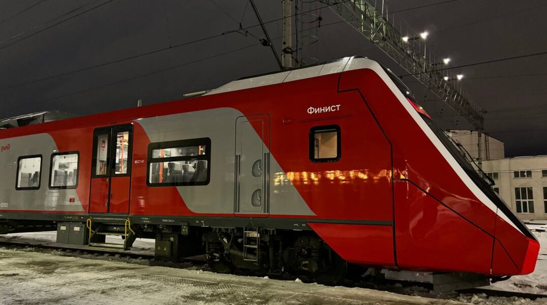 С вокзала «Пермь-2» отправился первый электропоезд «Финист», следующий до Кизела