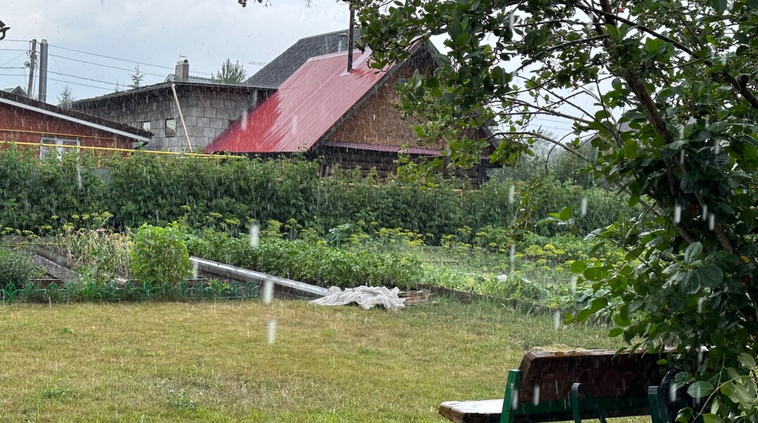 Сильный ливень, град и порывы ветра до 25 м/с: в Пермском крае объявлено штормовое предупреждение