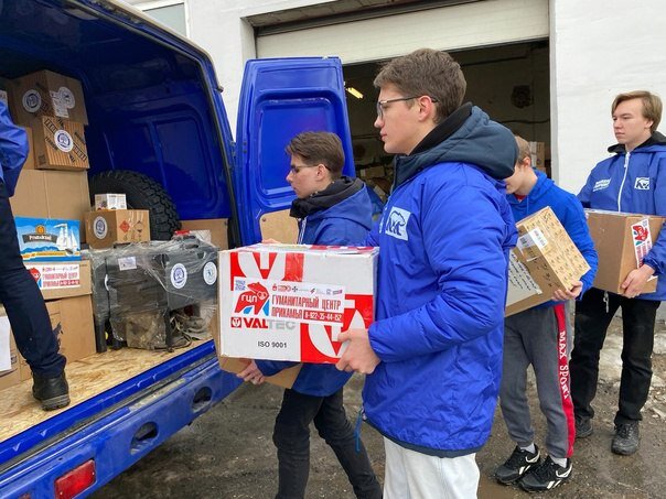 Пермяки отправили в госпиталь Кременной машину с гуманитарной помощью