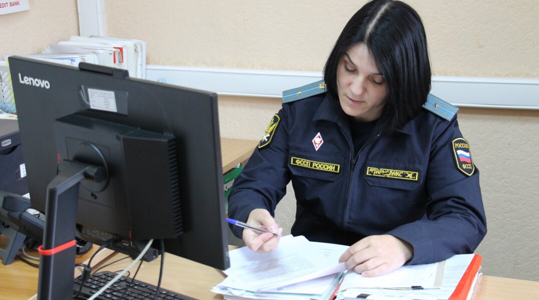 У «Дома Горсовета» демонтировали самовольно возведенный вход в подвал