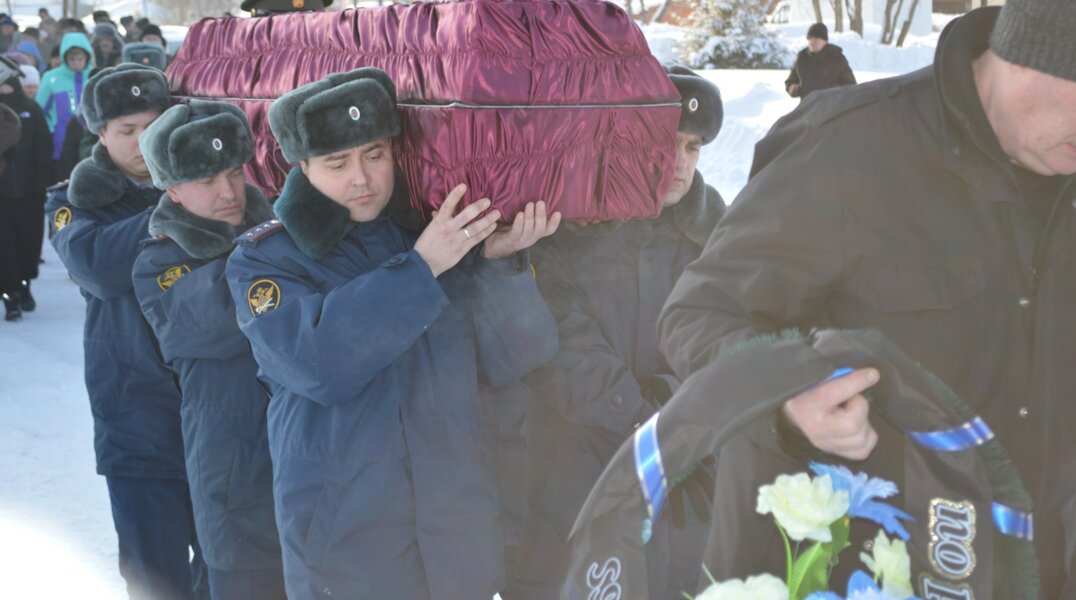 В Пермском крае простились с бойцом, погибшим в ходе СВО под Крещеной