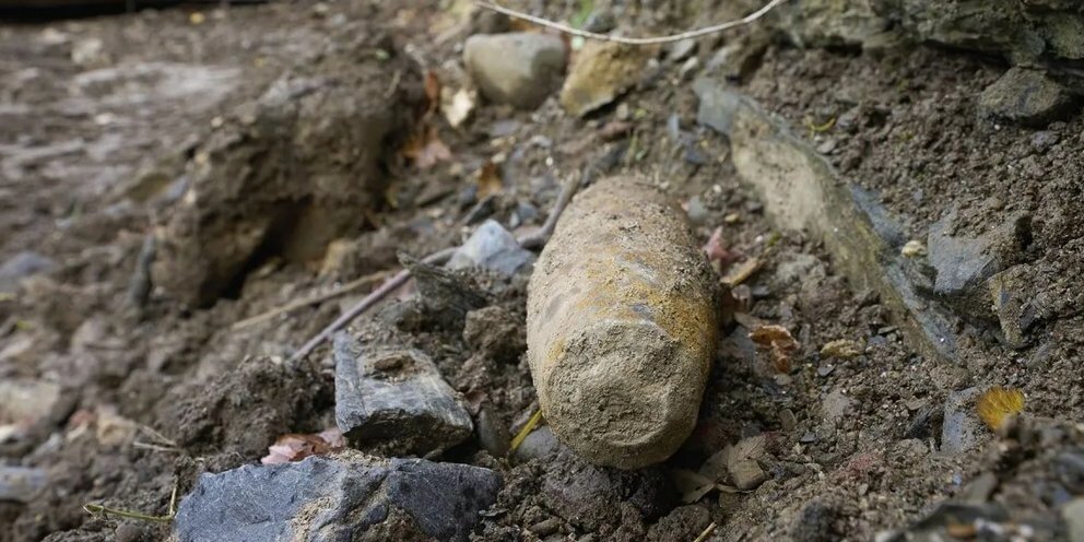 Житель Добрянского округа Прикамья нашел предмет, похожий на снаряд