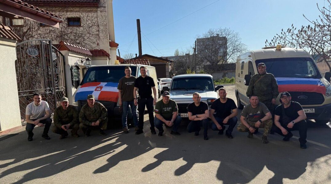 Министры Пермского края передали гуманитарную помощь бойцам СВО во время поездки в Луганскую Республику