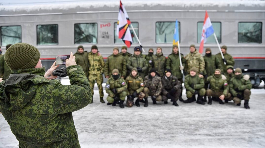 Пермяк перед отправкой в зону СВО поздравил маму