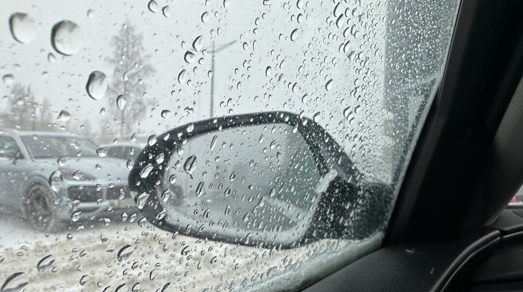 МЧС: в среду в Прикамье прогнозируется ледяной дождь