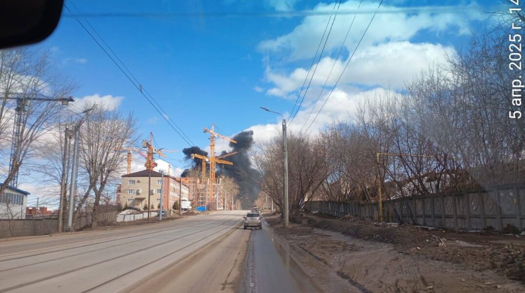 В Перми случился пожар в строящемся здании на улице Дзержинского