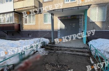 В Индустриальном районе Перми из окна пятого этажа выпал человек 