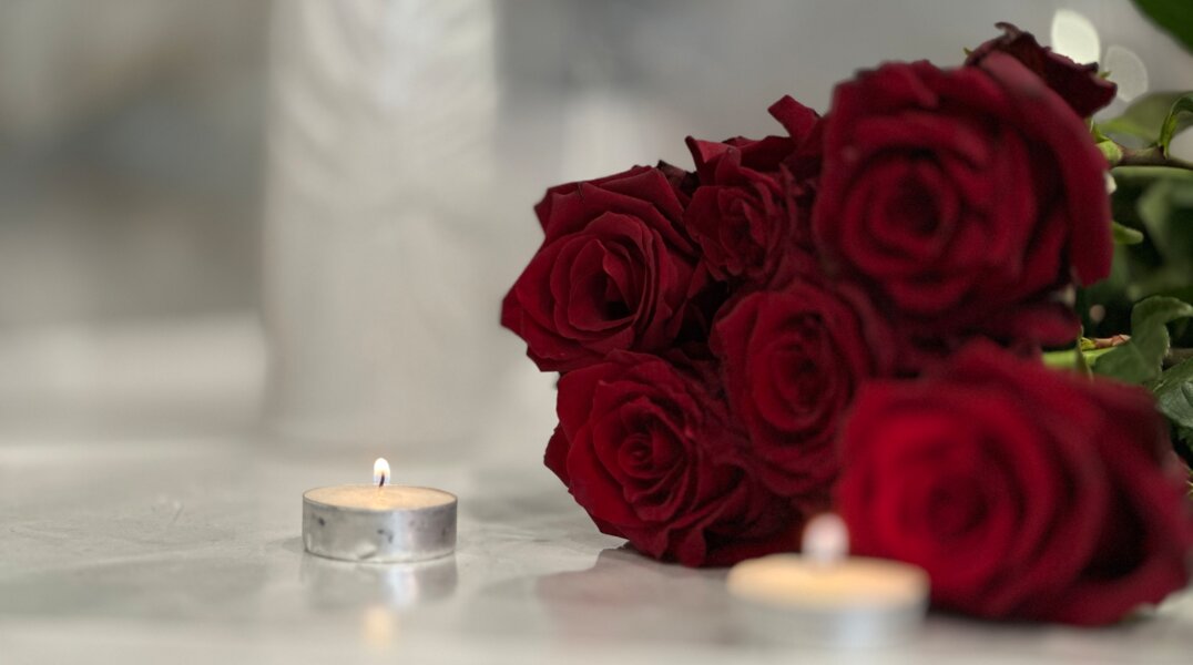 Концерт группы "Пикник" в Петербурге начался минутой молчания