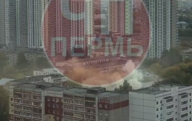 Пермяки заметили сильный дым в районе улицы Чернышевского