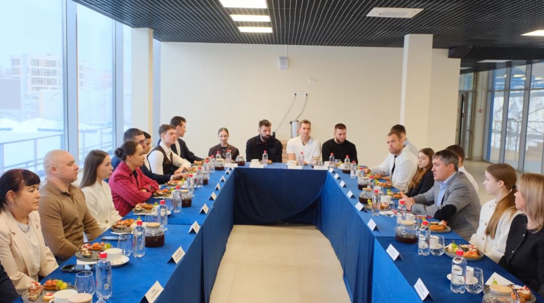 Губернатор Дмитрий Махонин встретился со спортсменами Пермского края