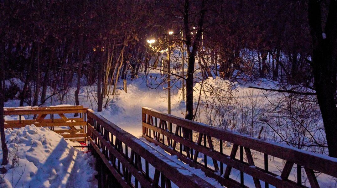 В Перми на одном из участков Серебрянского парка запустили освещение