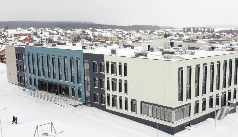 В Лобаново завершилось строительство новой школы