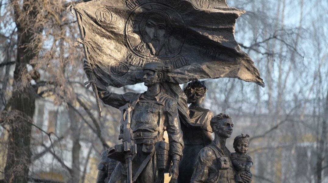 В Перми открыли памятник участникам СВО