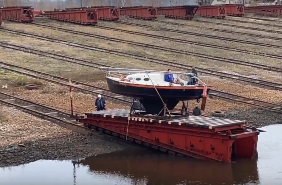 В Перми дети отреставрировали крейсерскую яхту