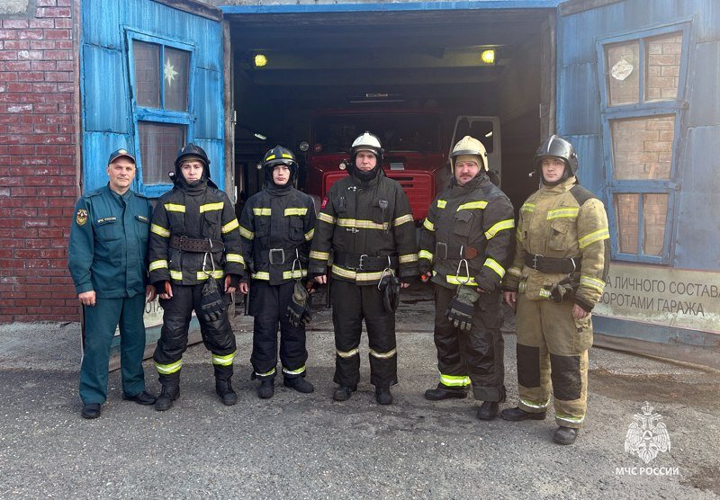 В Перми сотрудники МЧС спасли на пожаре 11 человек