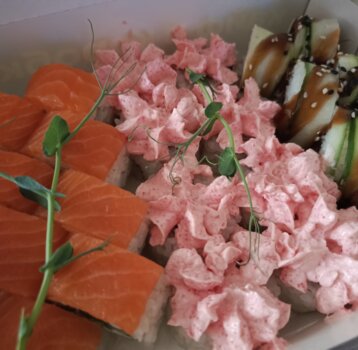 В Кунгуре после жалоб жителей на отравление закрыли точку по доставке роллов и суши