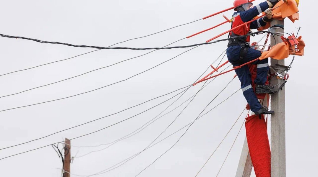 Энергетики объявили о введении режима повышенной готовности из-за непогоды в Прикамье