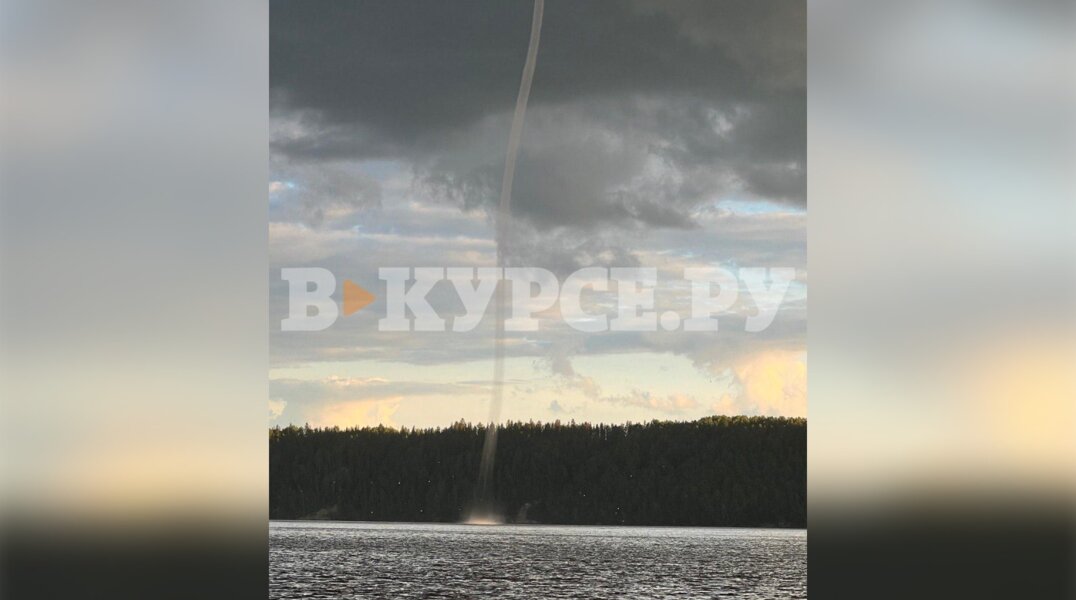 В Пермском крае над рекой поднялся смерч