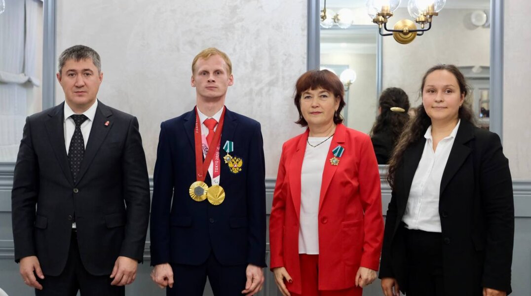 Губернатор Пермского края встретился с паралимпийским чемпионом Евгением Торсуновым