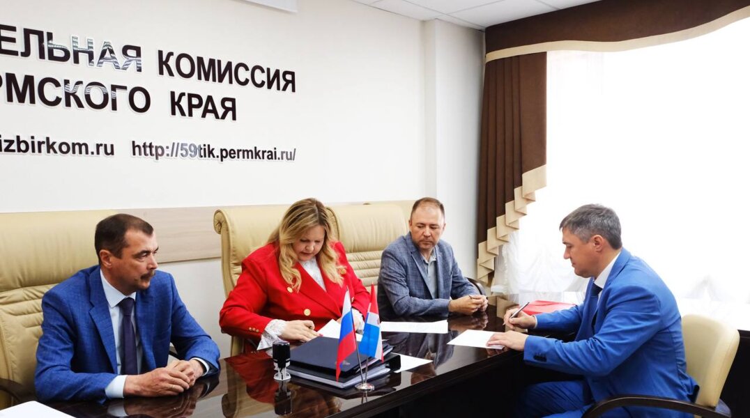 В избирком необходимые для регистрации документы представил первый кандидат