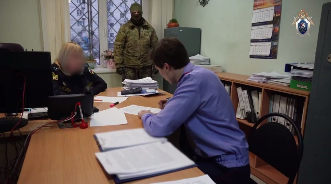 В Перми будут судить пристава за передачу личной информации должников