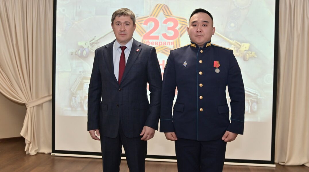 Губернатор Пермского края вручил награды пермским героям - участникам СВО