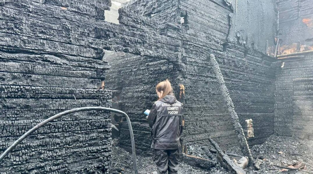 Следователи возбудили уголовное дело после смерти четверых человек на пожаре в Нытвенском округе