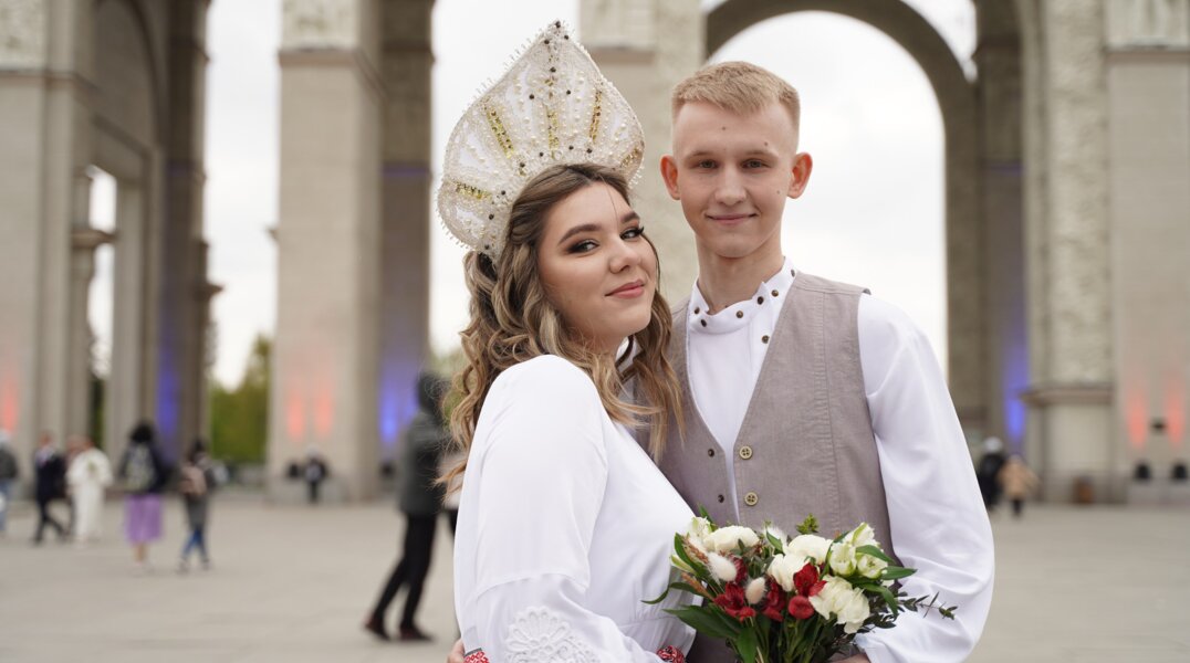 Пермяки поженились на свадебном фестивале на Выставке «Россия»