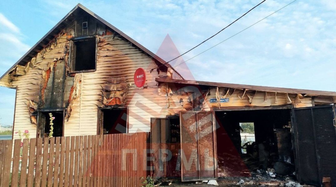 В Пермском округе мать спасла сына из горящего дома