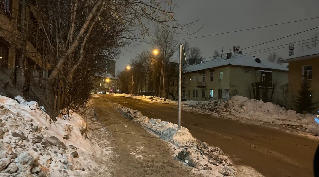 В Перми следователи проводят проверку после падения 8-летней девочки в колодец