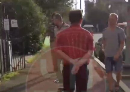 В полиции проверяют пермяка, который приставал к людям с ножом на улицах