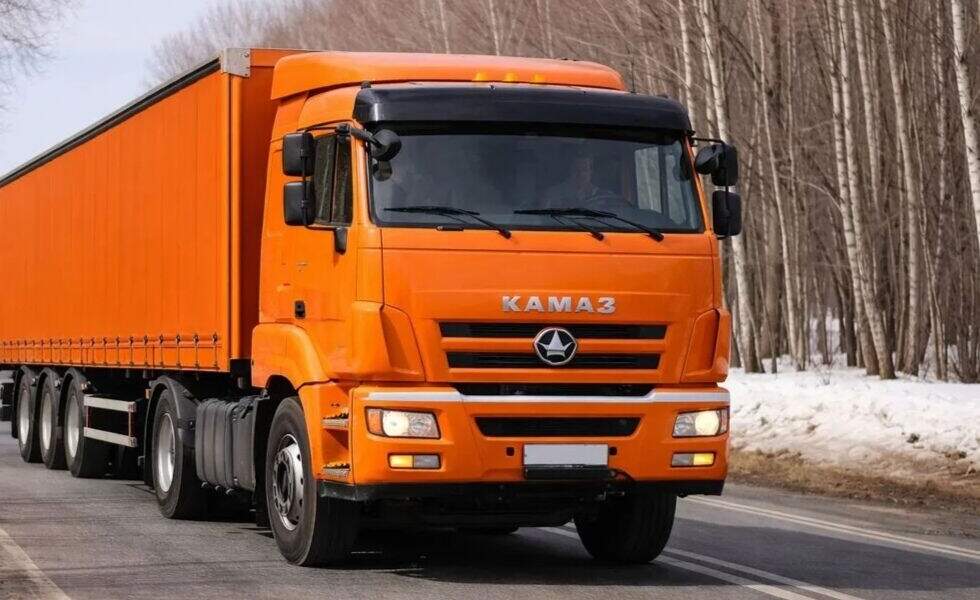 ​В Прикамье на месяц ограничили движение большегрузов