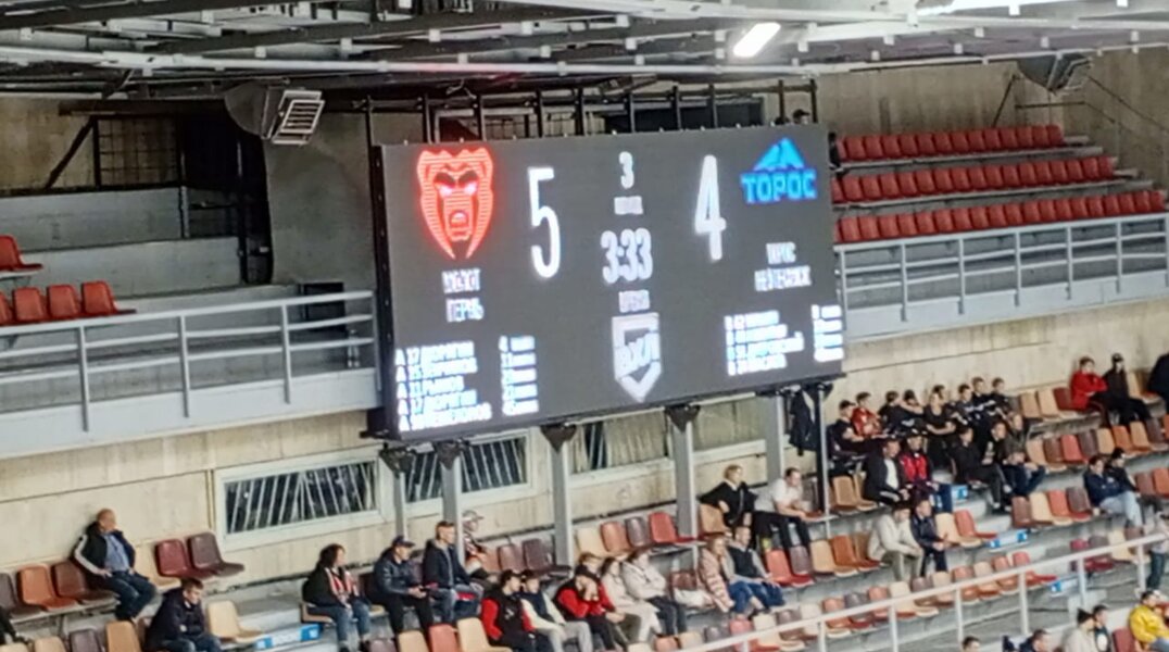 Пермский ХК «Молот» одержал победу над «Торосом»