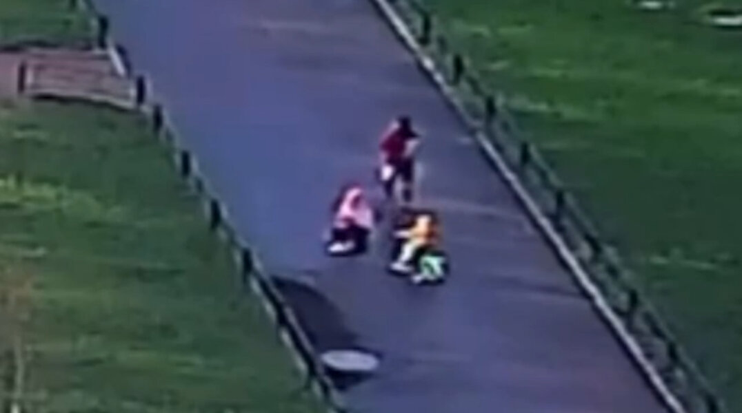 Под Санкт-Петербургом носочный фетишист напал на женщину с ребенком