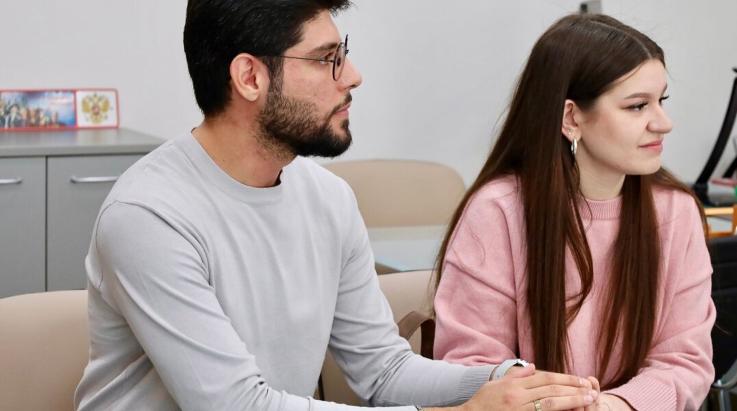 Пермская студентка на практике в Китае нашла жениха из Сирии и перевезла его в Пермь