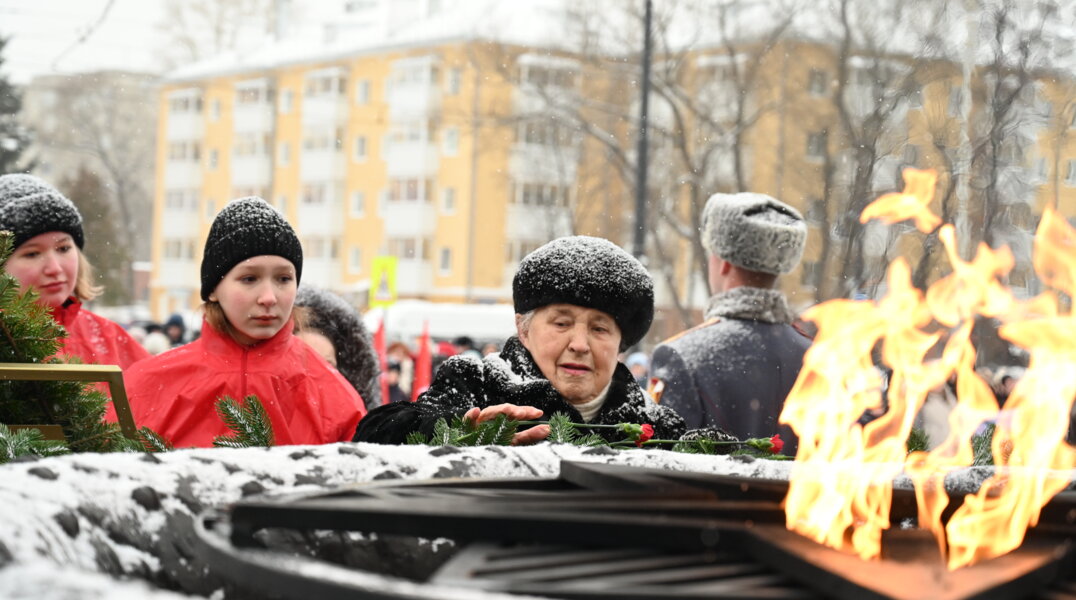 В Перми прошла церемония возложения цветов ко Дню снятия блокады Ленинграда