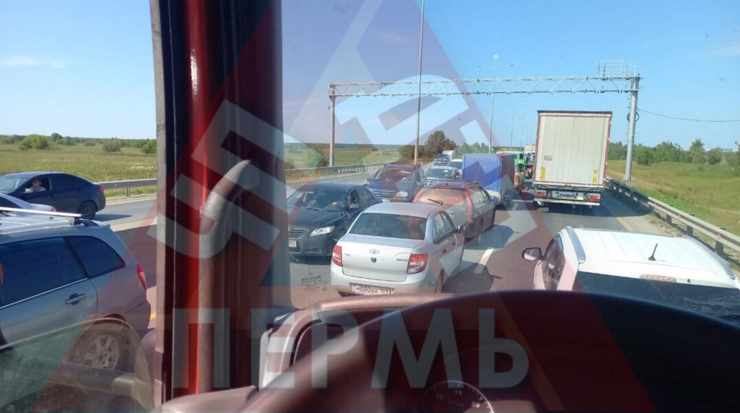 Из-за ДТП на Западном обходе Перми образовалась огромная пробка