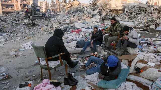 Число погибших при землетрясении в Турции достигло 29, 6 тысяч человек