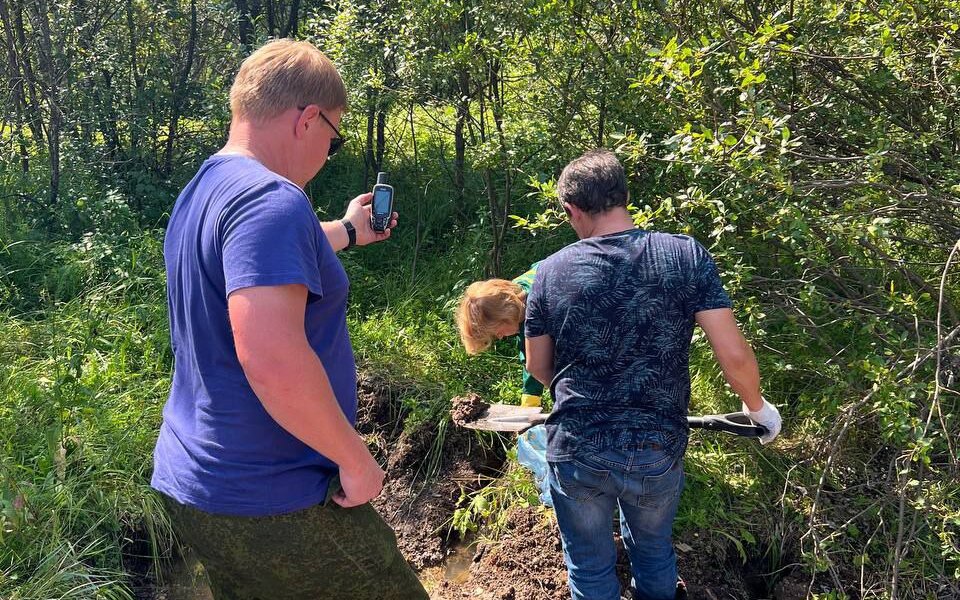 Природоохранная прокуратура взяла пробы разлива нефтепродуктов в Пермском крае