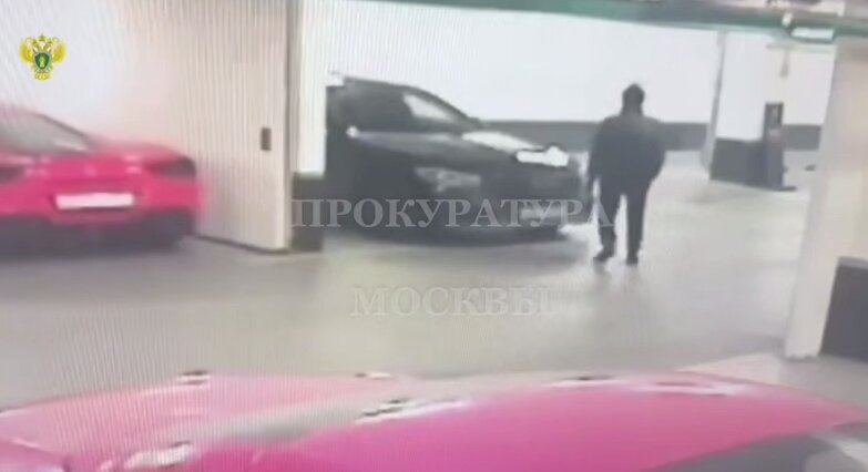 Пермяк в центре Москвы угнал люксовый автомобиль