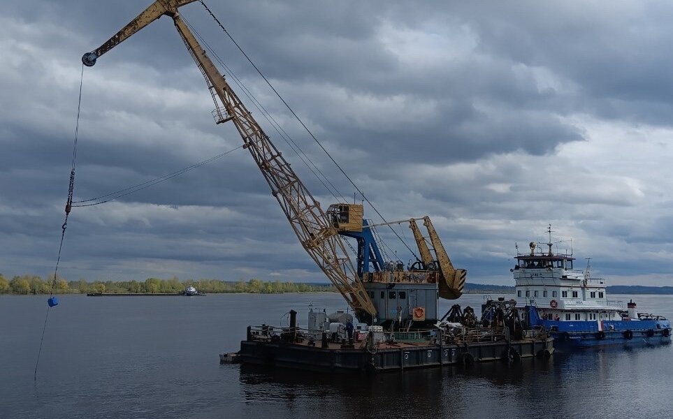 В Закамске началась установка модульного причала для электросудов