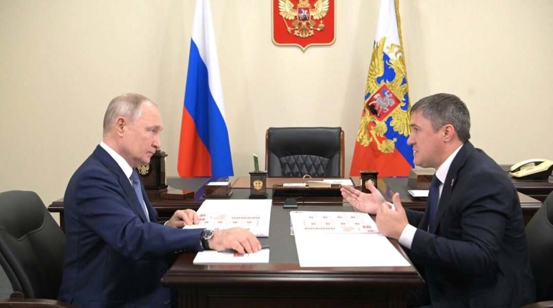 Губернатор Прикамья поздравил Владимира Путина с Днем рождения