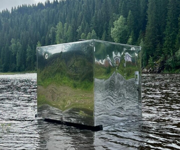 В Прикамье туристическая компания начала сдавать в аренду мобильную зеркальную баню