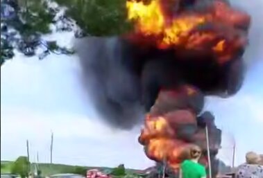 В Лысьвенском округе из-за пожара взорвались бочки с бензином и дизельным топливом