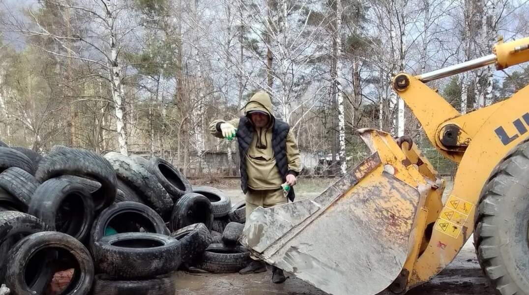 Из Кировского района Перми вывезли более 15 тонн старых шин