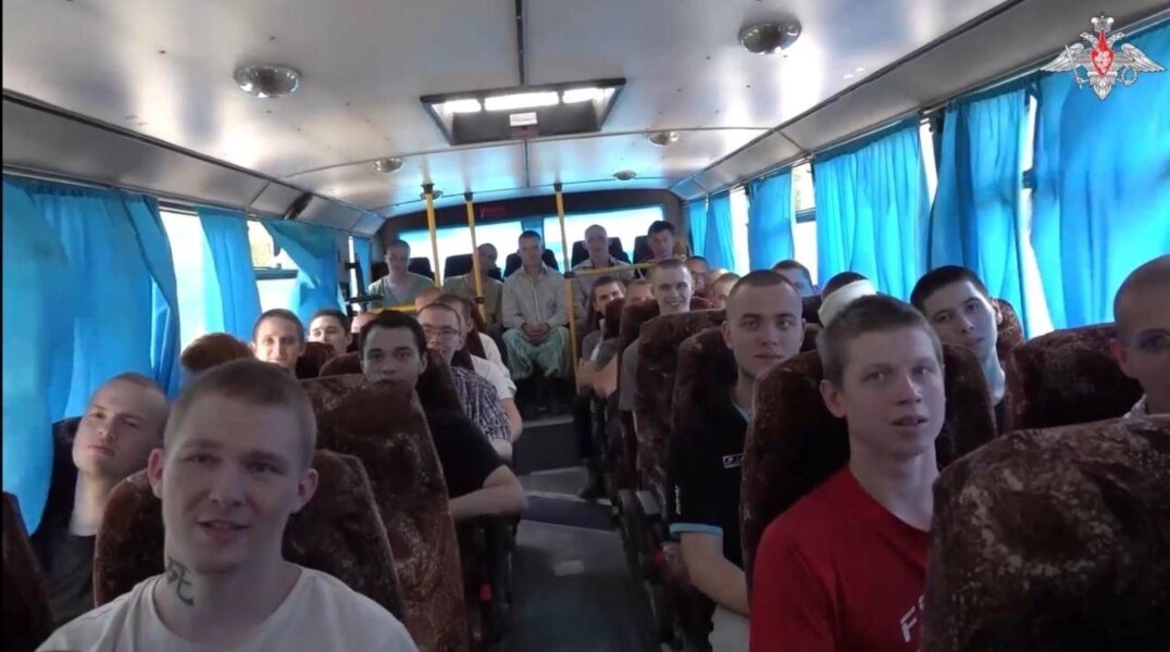 Из украинского плена освободили двоих военных из Прикамья