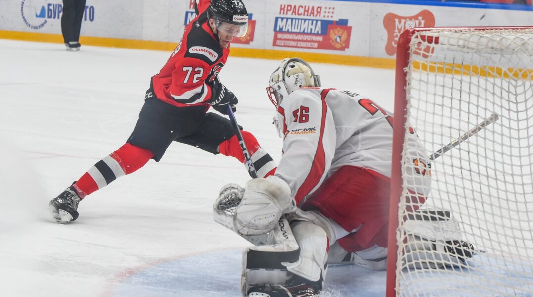Пермский хоккейный клуб «Молот» одержал победу в Самаре