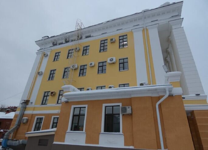 В Перми восстановят фасад исторического здания «Пермлеспрома» на улице Монастырская