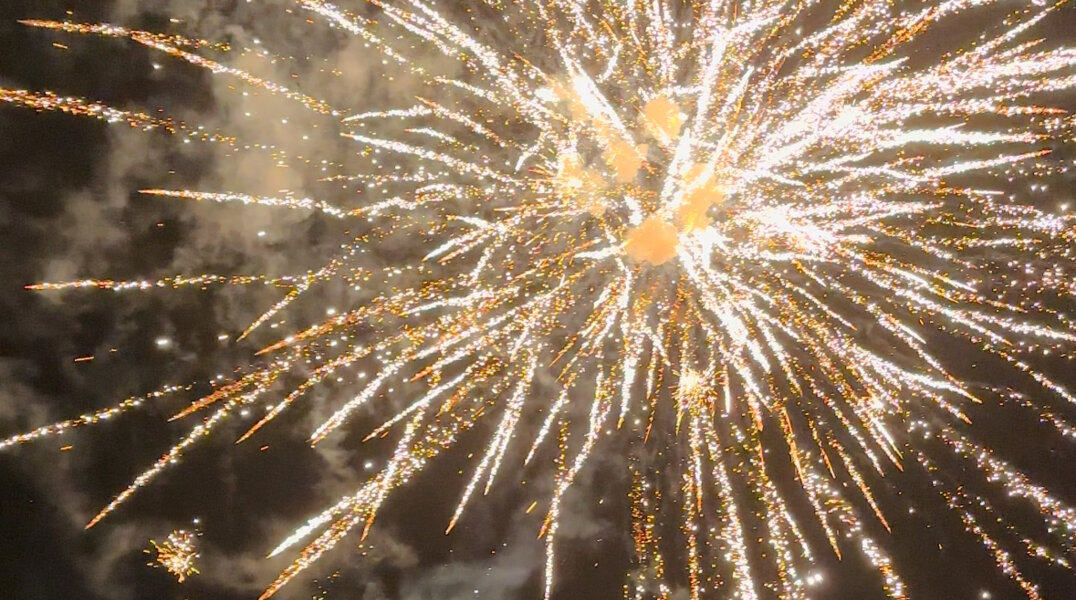 Пермские власти второй год подряд отменили новогодний фейерверк