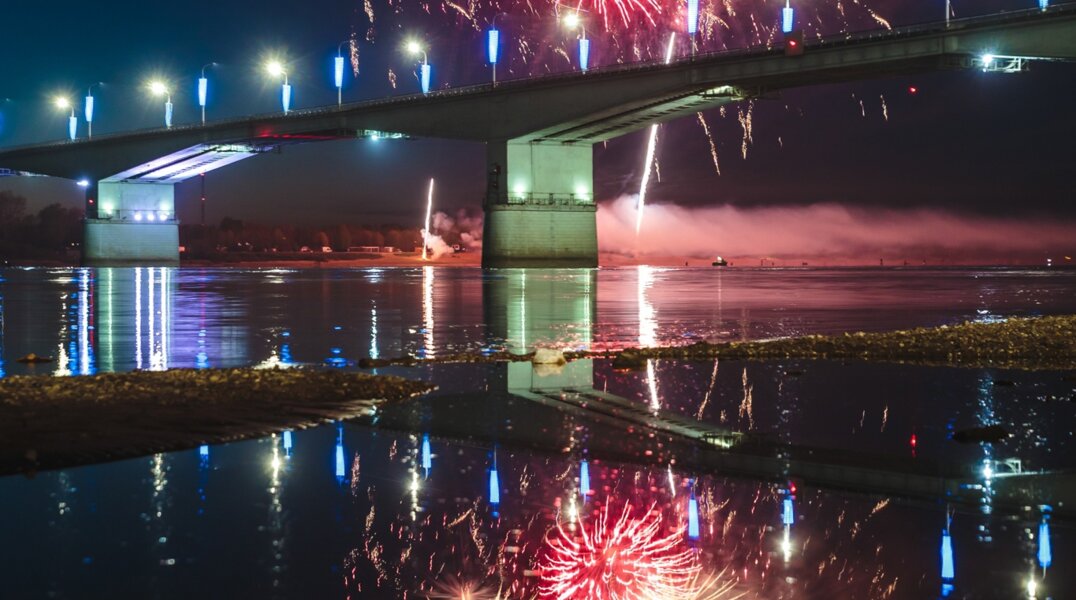 Пермяки по-разному оценили праздничный фейерверк над Камой